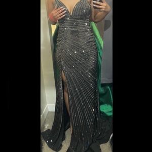 green emerald velvet dress ASHLEYlauren Style 12240